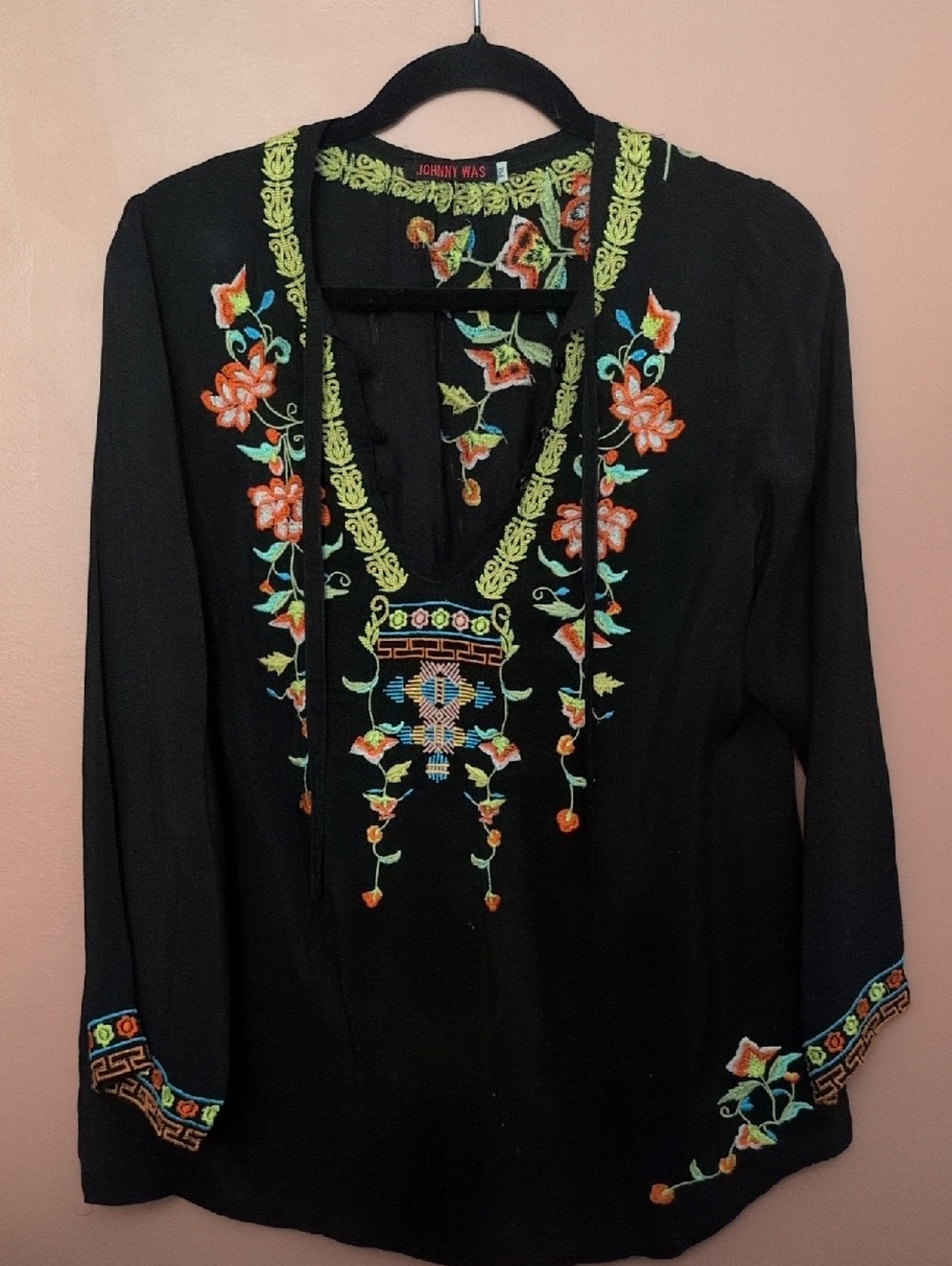 Johnny Was Suko Embroidered Floral V-Neck Tunic